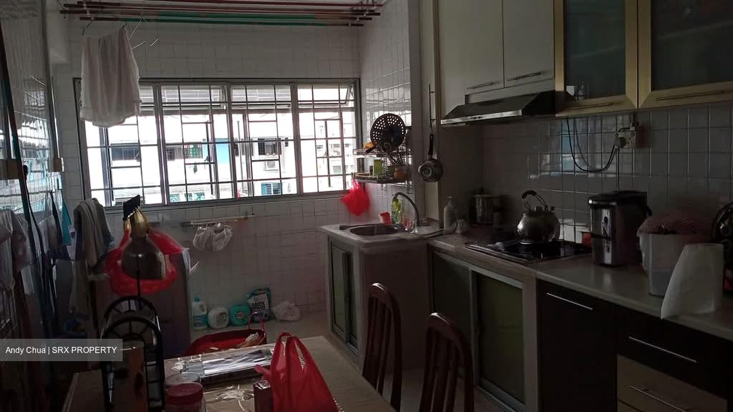 Blk 244 Gombak View (Bukit Batok), HDB 3 Rooms #574741781